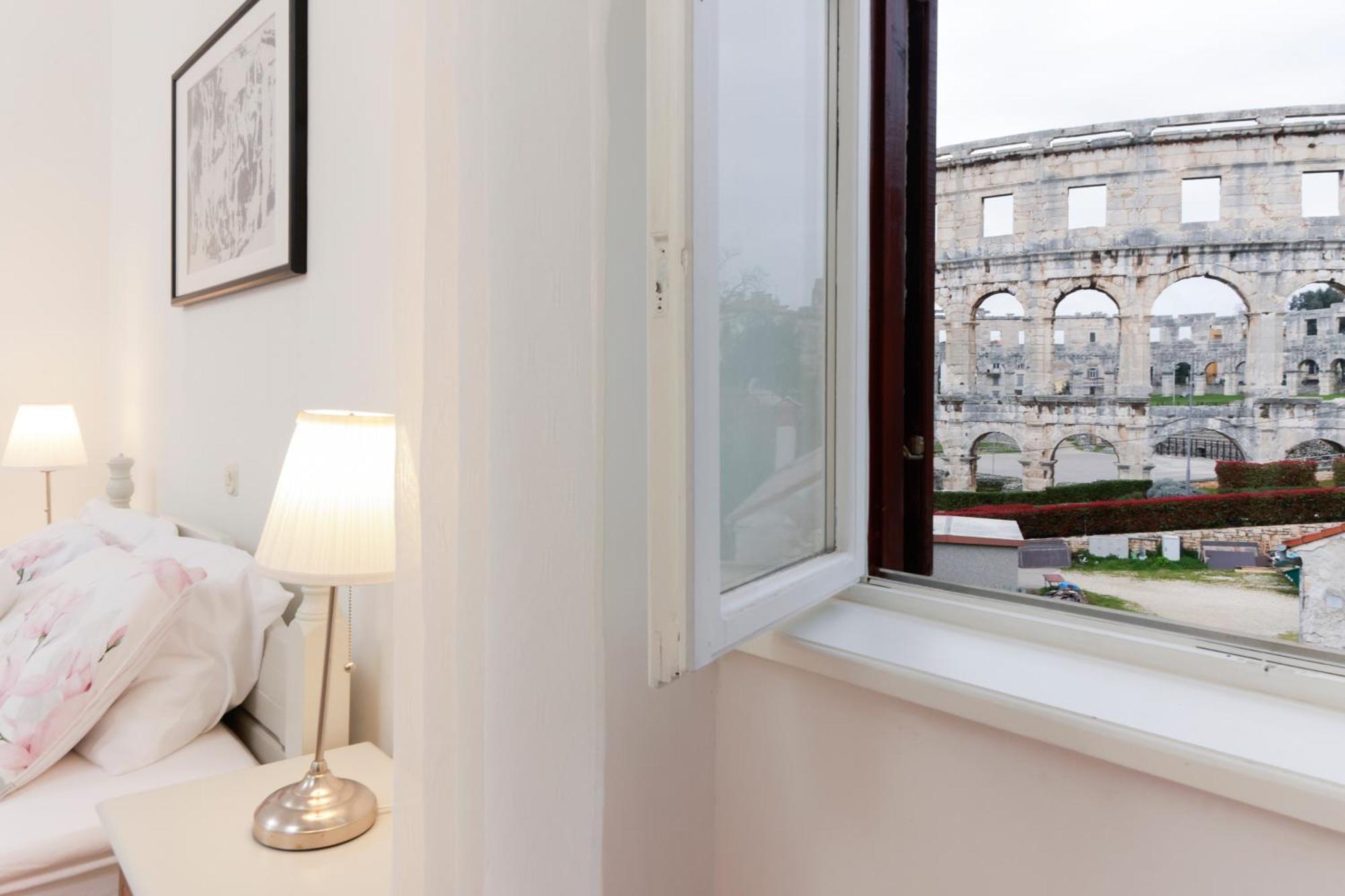 Scalierova 9 * Pula